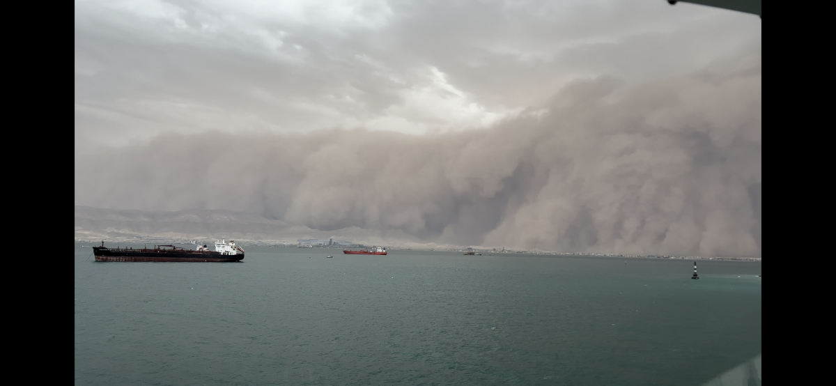 Sandstorm Suez canal 2.png